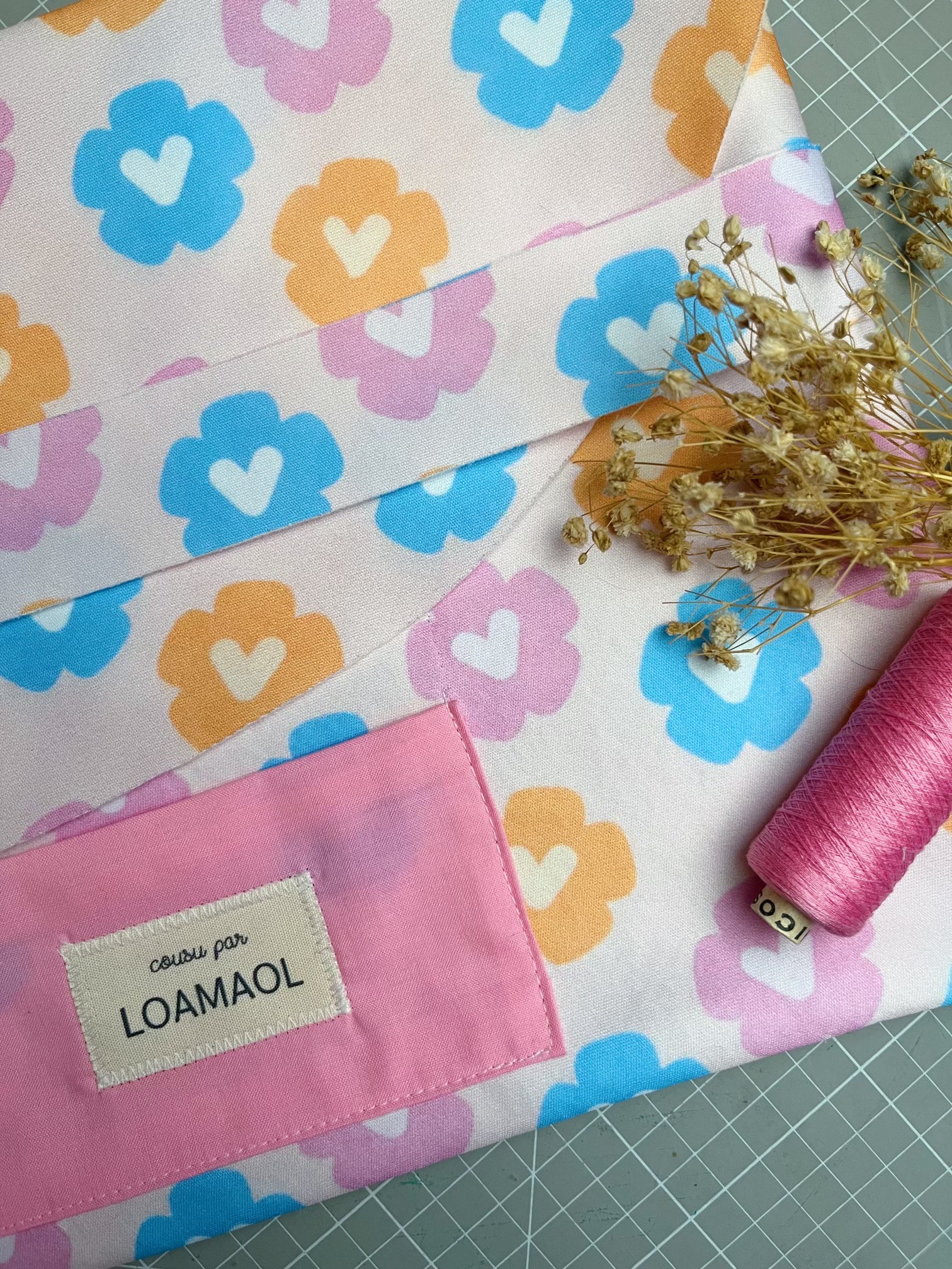 Atelier kit couture avec Loamaol pochette d'ordinateur motif